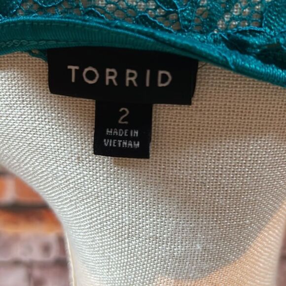 NWT Torrid Stretchy Lace Top - Picture 7 of 9